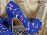 Sapato peep toe com meia pata